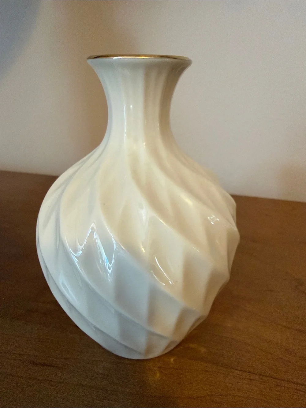 Lenox Richmond Collection Swirl Bud Vase.
